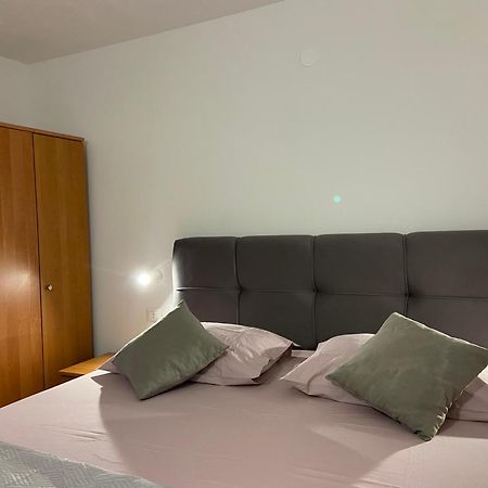 Apartmani Mara Rogoznica Rogoznica  Kültér fotó